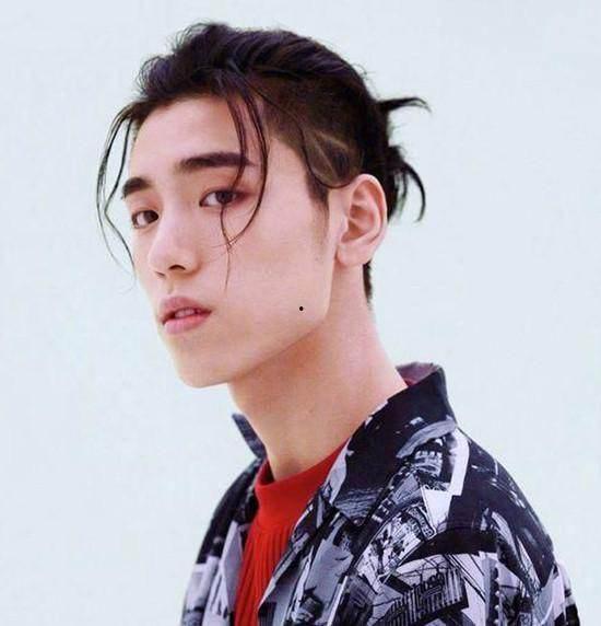 娱乐爆料王子异,娱乐爆料中的闪耀新星