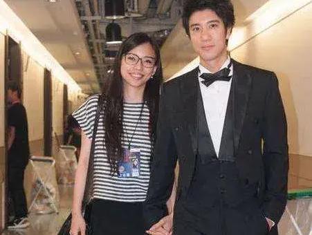 李靓蕾爆料图片高清版视频,事件细节全揭秘